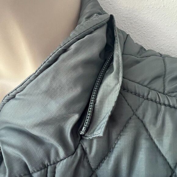 Lifted Research Group (LRG) Gray Puffer Vest Size Small - Picture 7 of 13
